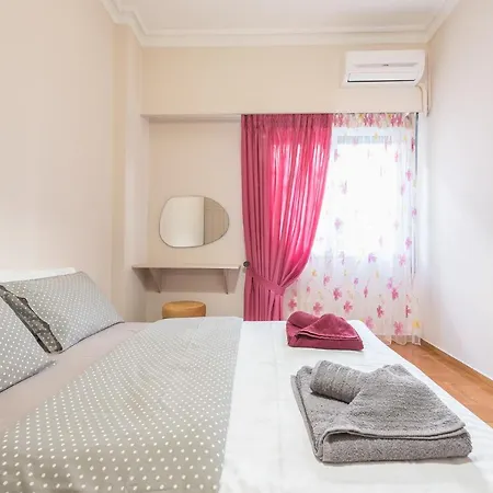 Apartment Sofihome Ampelokipi Station *