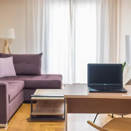 Apartment Sofihome Ampelokipi Station
