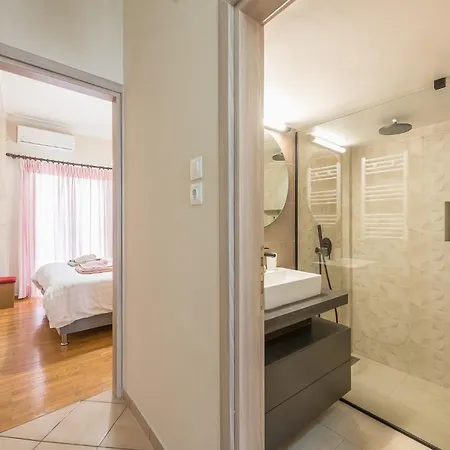 Sofihome Ampelokipi Station Apartment *